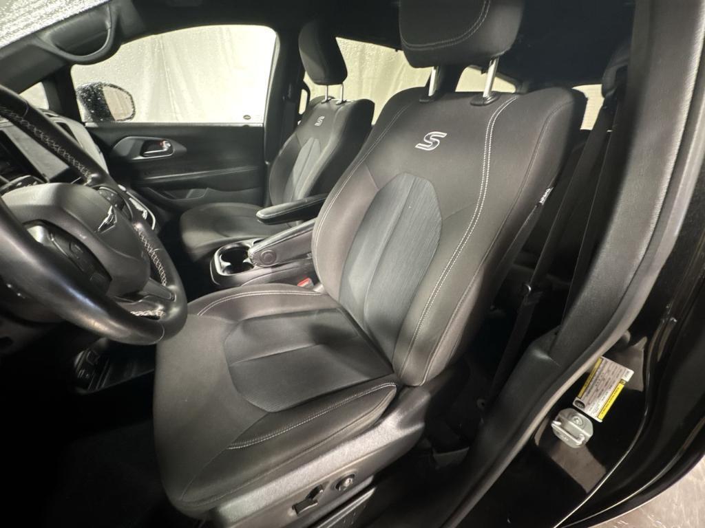used 2020 Chrysler Pacifica car, priced at $19,338