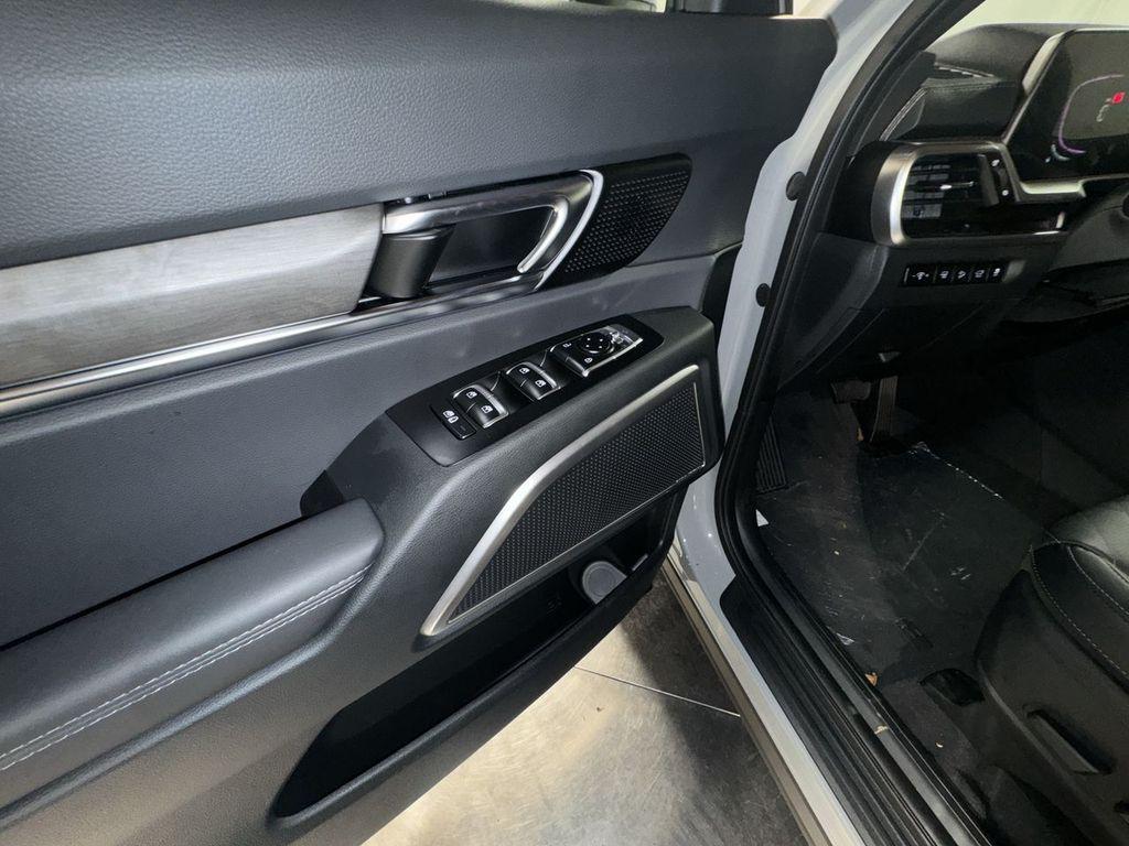 new 2025 Kia Telluride car, priced at $48,014
