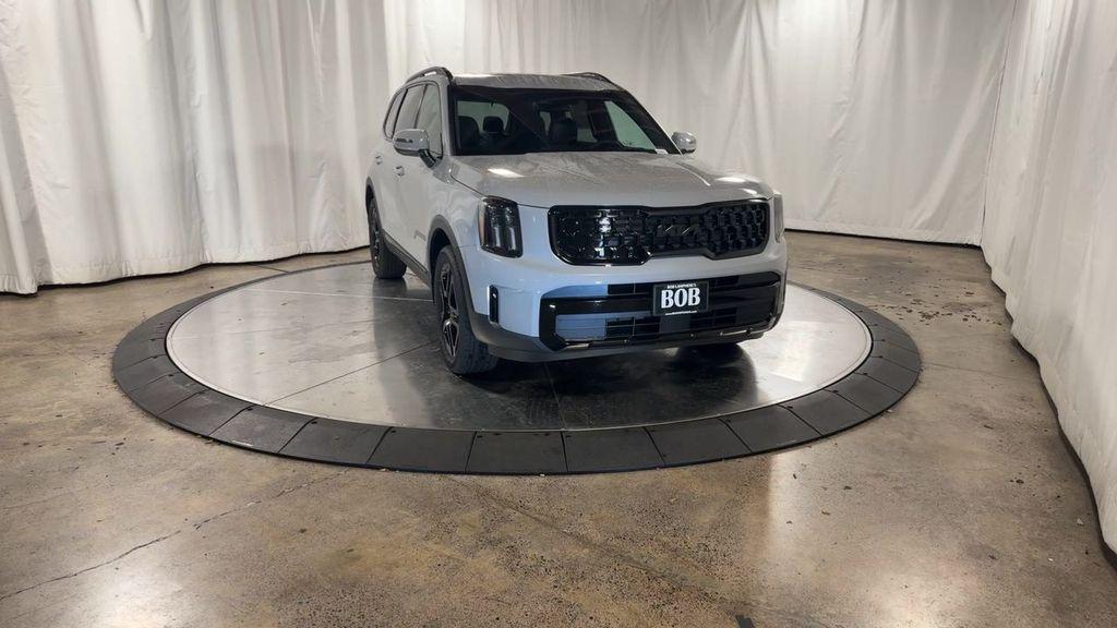 new 2025 Kia Telluride car, priced at $48,014