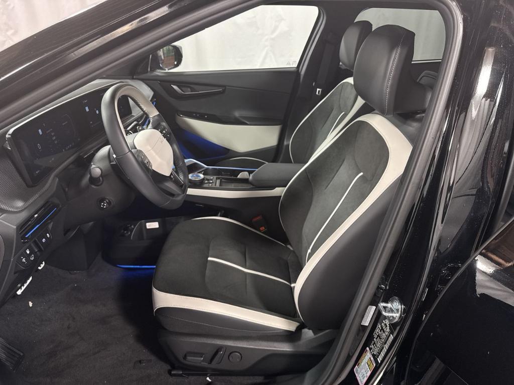 new 2025 Kia EV6 car, priced at $49,734