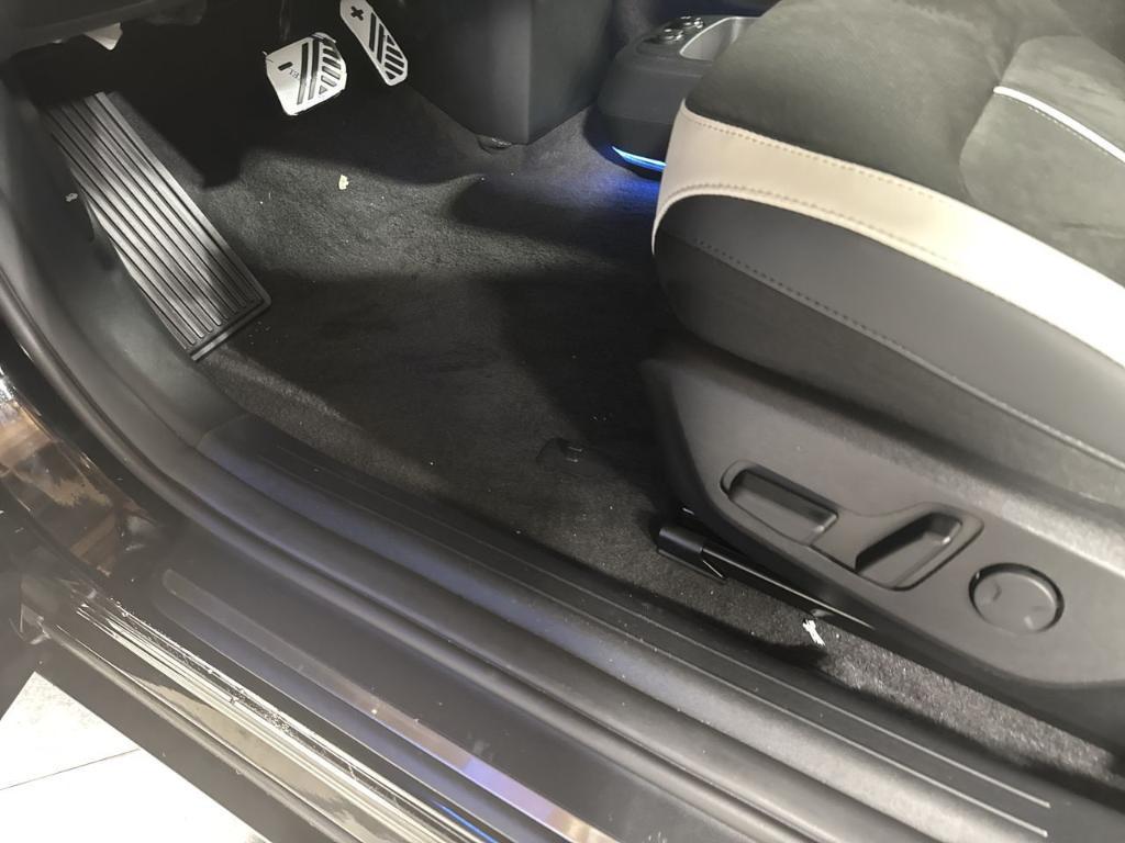 new 2025 Kia EV6 car, priced at $49,734