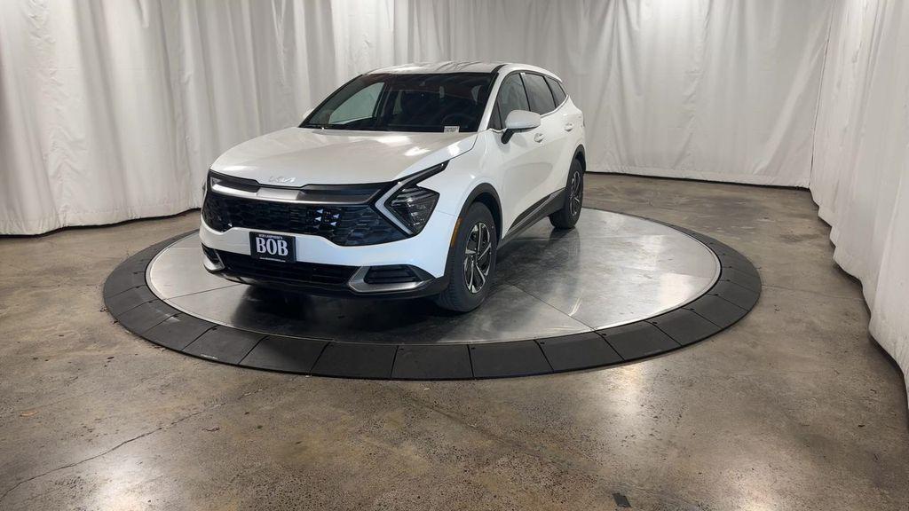 new 2025 Kia Sportage Hybrid car, priced at $29,384