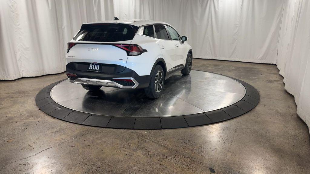 new 2025 Kia Sportage Hybrid car, priced at $29,384