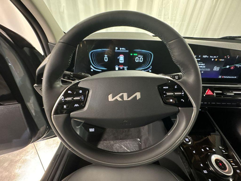 new 2025 Kia Niro Plug-In Hybrid car, priced at $36,021