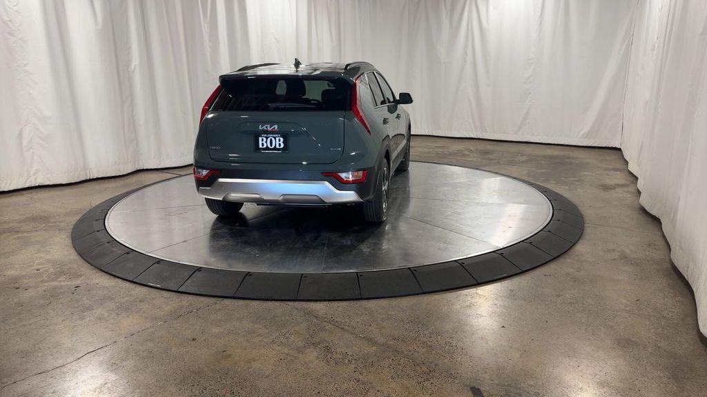 new 2025 Kia Niro Plug-In Hybrid car, priced at $36,021