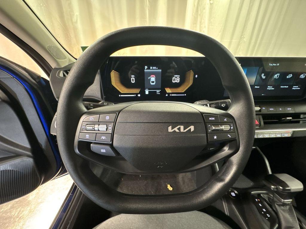 new 2025 Kia K4 car, priced at $23,682