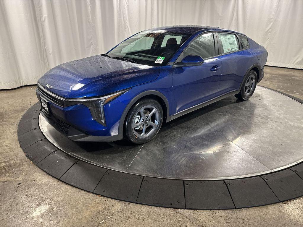 new 2025 Kia K4 car, priced at $23,682