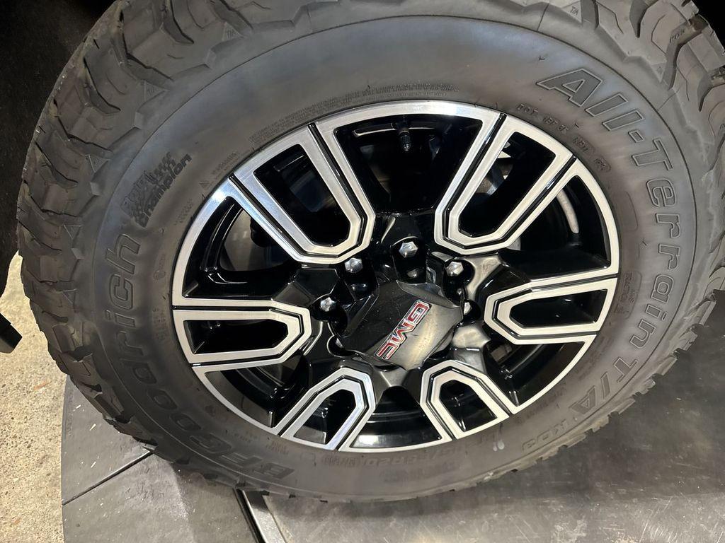 used 2022 GMC Sierra 2500 car, priced at $53,125