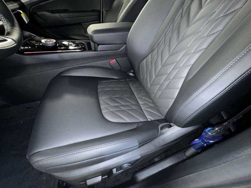 new 2025 Kia Sportage Plug-In Hybrid car, priced at $44,891