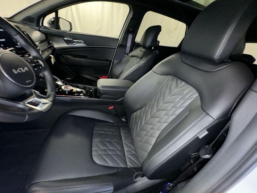 new 2025 Kia Sportage Plug-In Hybrid car, priced at $44,891