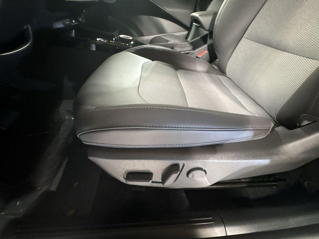 new 2025 Kia Niro EV car, priced at $34,460