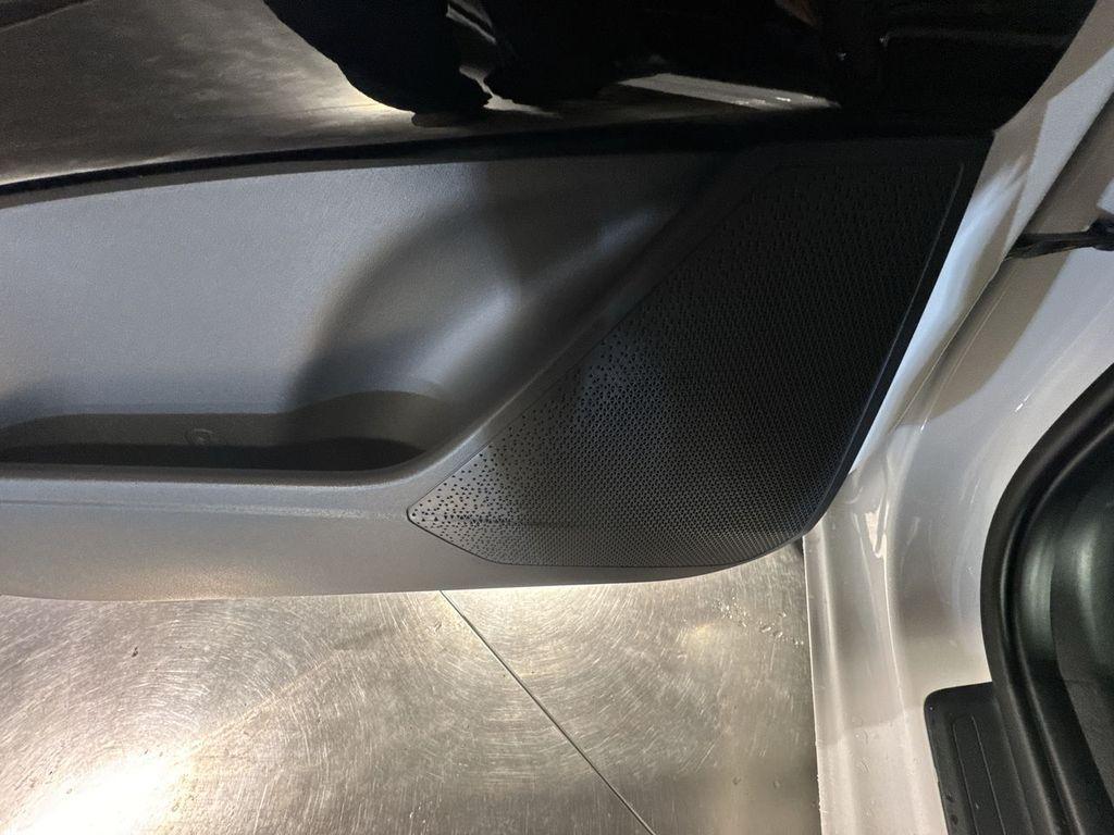 new 2025 Kia Niro EV car, priced at $34,460