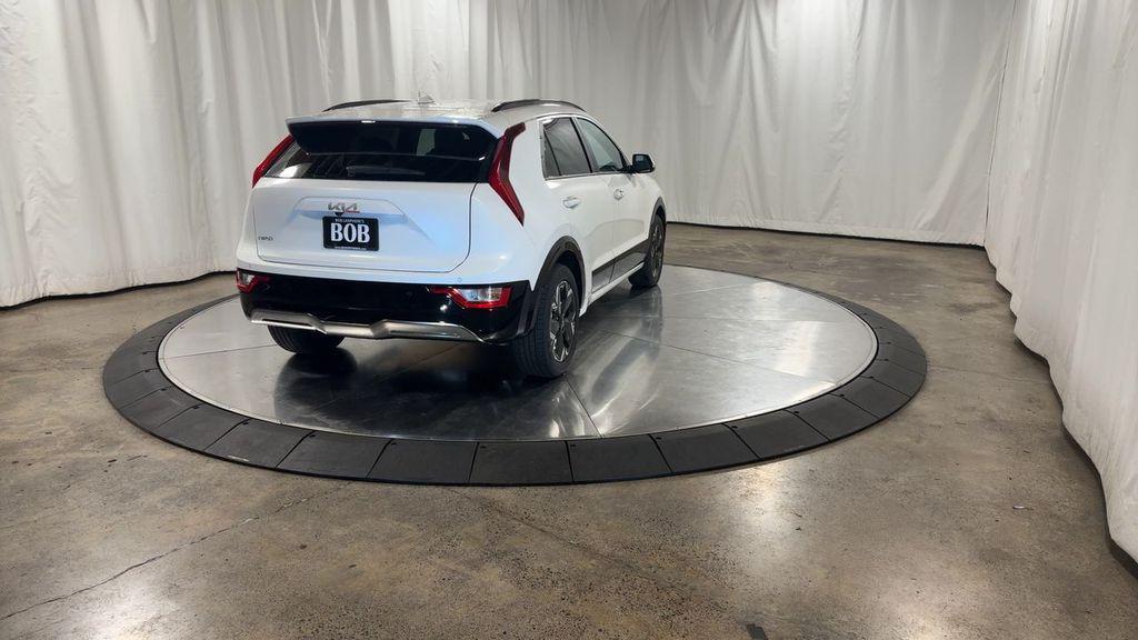 new 2025 Kia Niro EV car, priced at $34,460