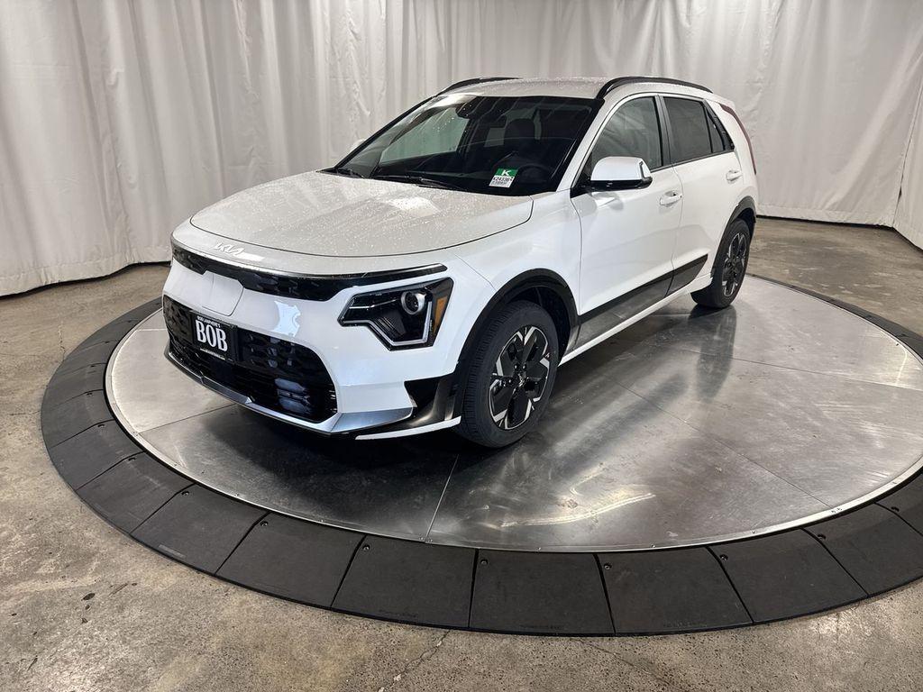 new 2025 Kia Niro EV car, priced at $34,460