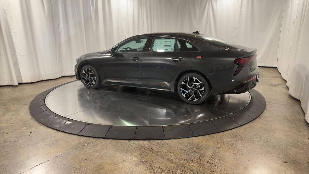 new 2026 Kia K5 car, priced at $35,119