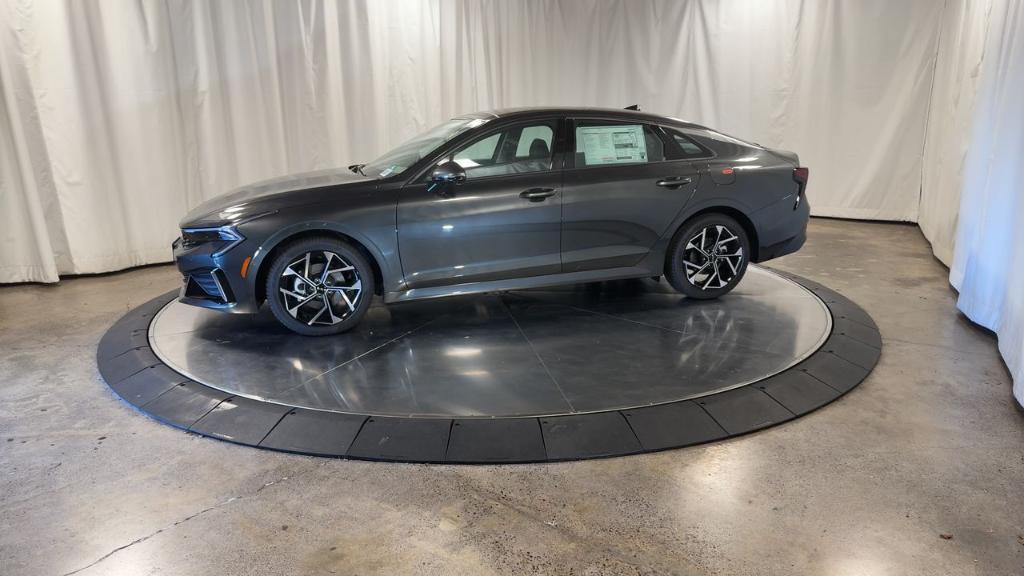 new 2026 Kia K5 car, priced at $35,119