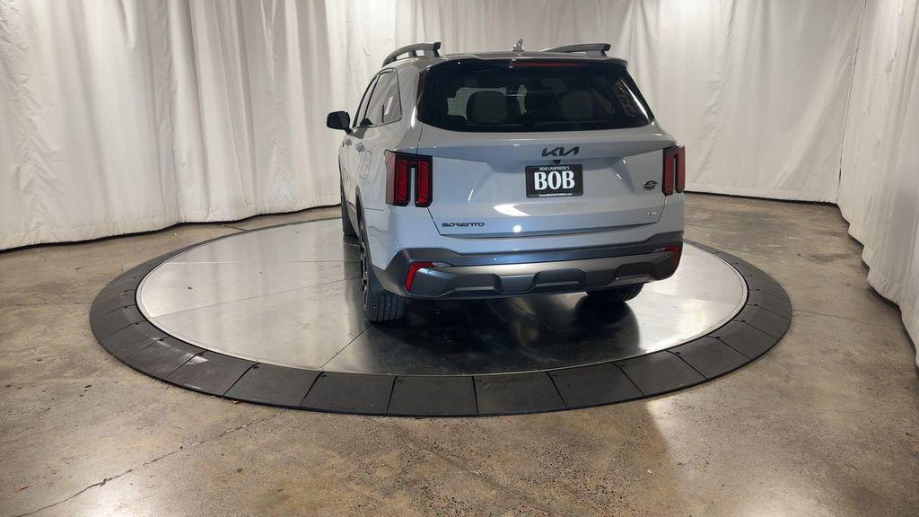 new 2025 Kia Sorento car, priced at $42,071