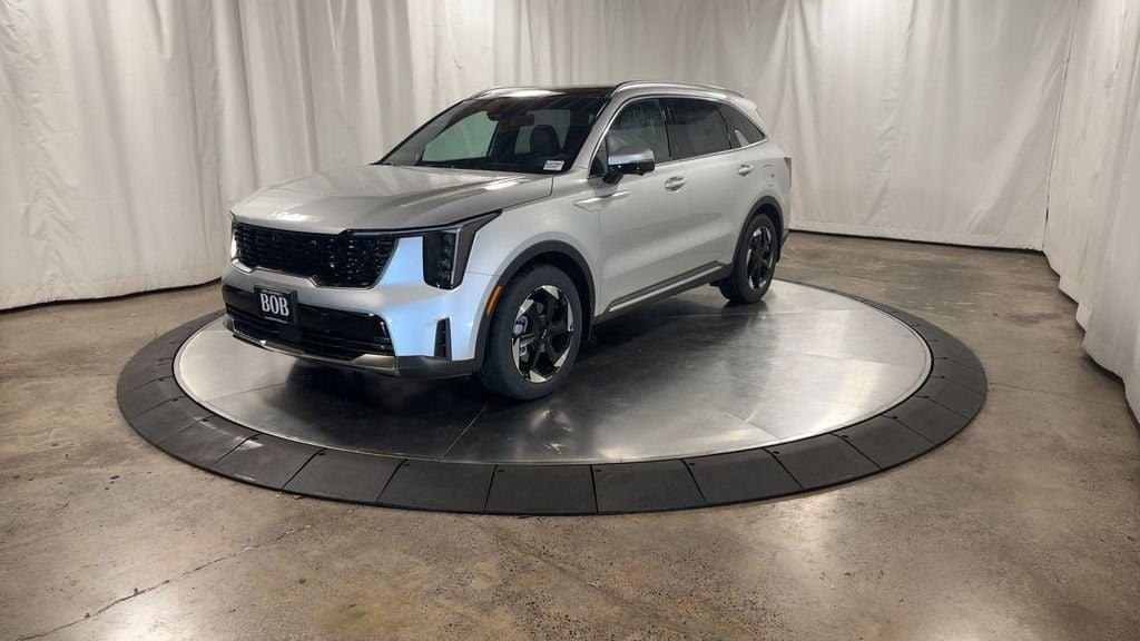 new 2025 Kia Sorento Hybrid car, priced at $46,805