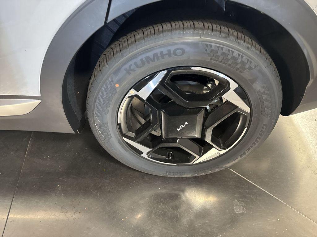 new 2026 Kia Sportage car, priced at $35,006
