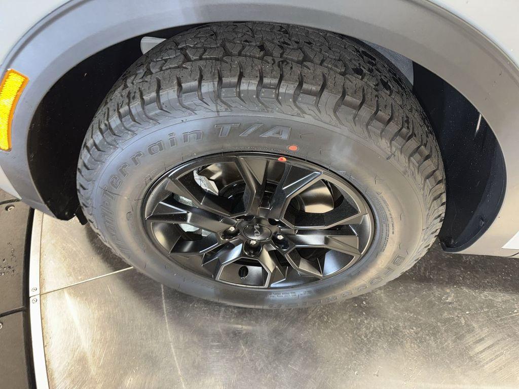 new 2025 Kia Sportage car, priced at $36,062
