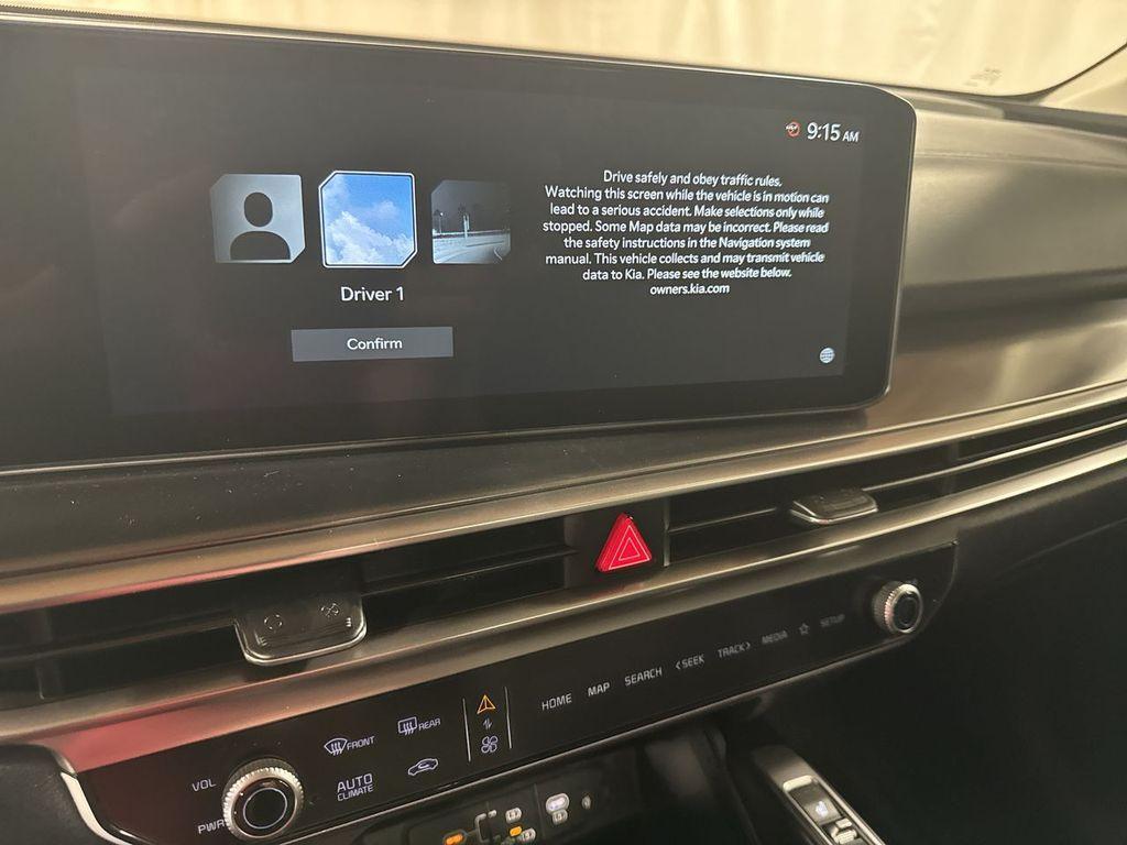 new 2025 Kia Sorento car, priced at $40,508