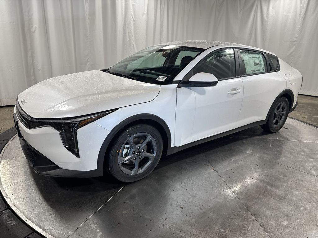 new 2025 Kia K4 car, priced at $24,069