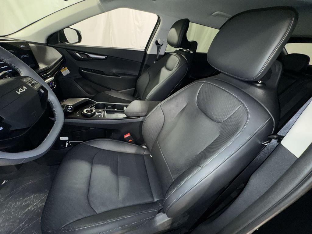 new 2025 Kia EV6 car, priced at $51,991
