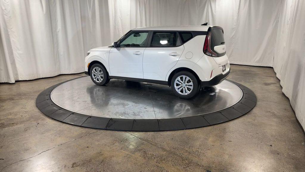 new 2025 Kia Soul car, priced at $21,338
