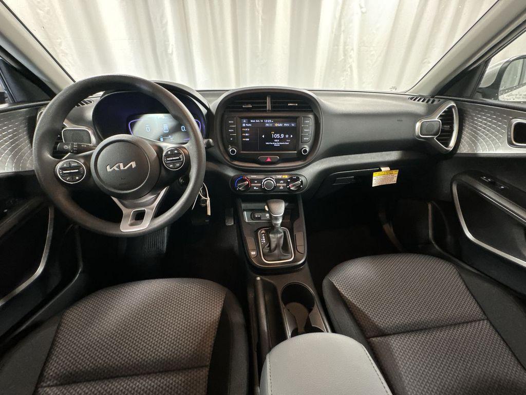 new 2025 Kia Soul car, priced at $21,338