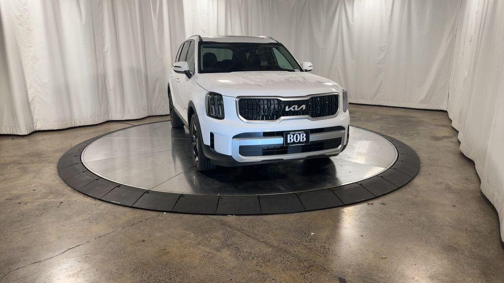 new 2025 Kia Telluride car, priced at $46,350