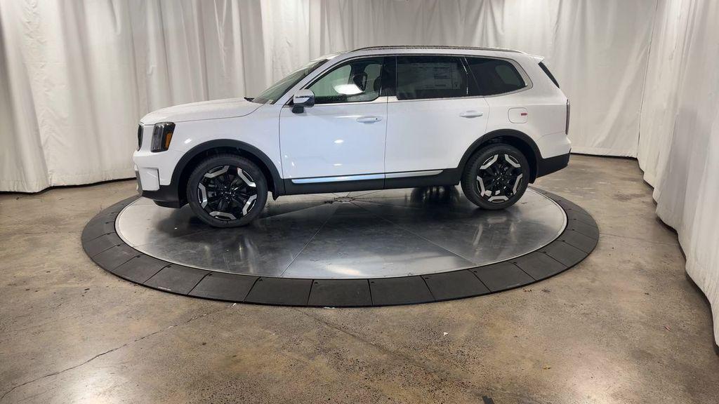 new 2025 Kia Telluride car, priced at $46,350
