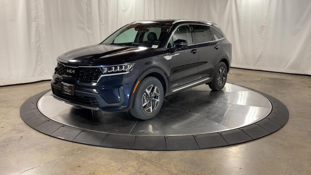 used 2022 Kia Sorento Hybrid car, priced at $32,011