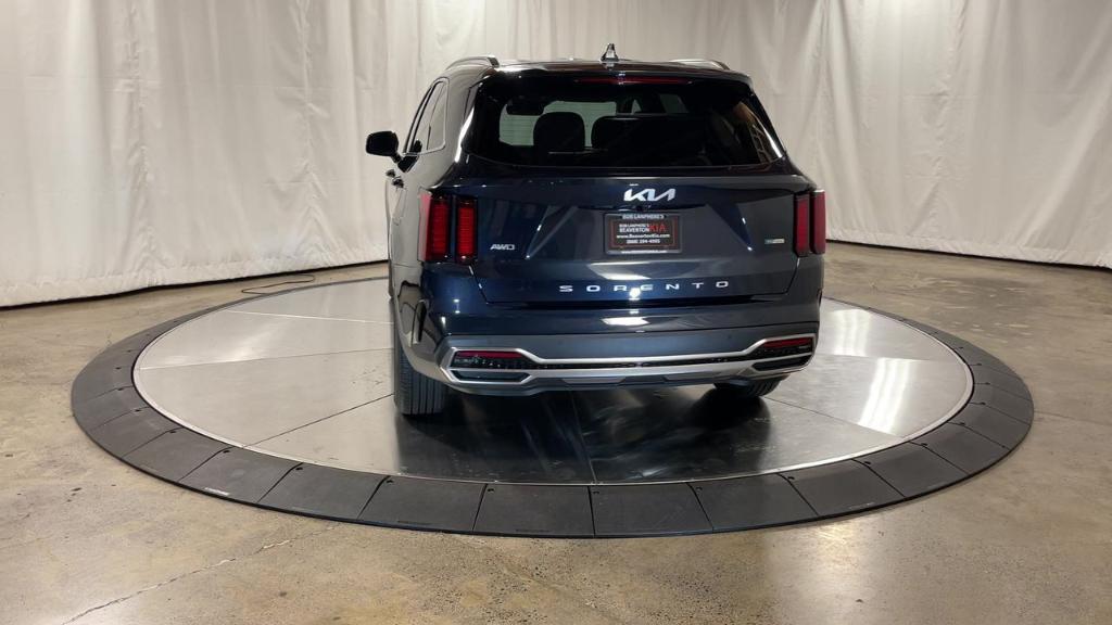 used 2022 Kia Sorento Hybrid car, priced at $32,011