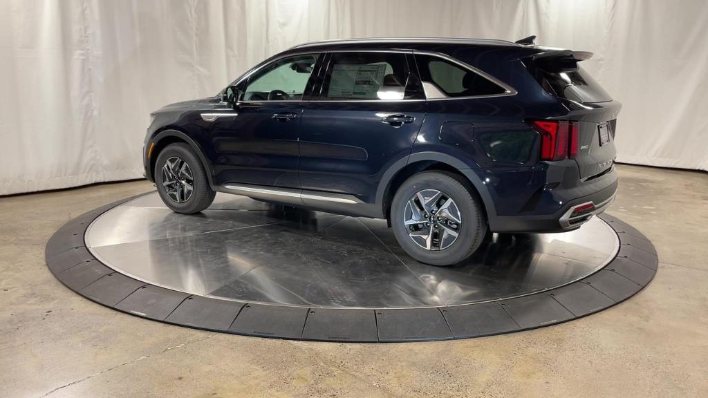 used 2022 Kia Sorento Hybrid car, priced at $32,011