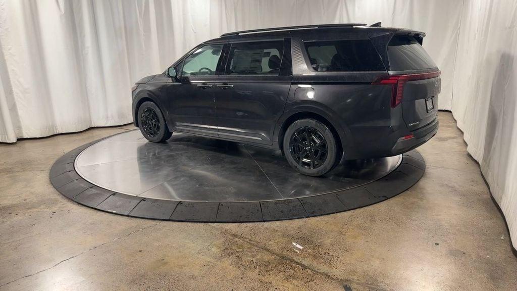 new 2025 Kia Carnival car, priced at $47,470