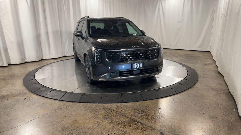 new 2025 Kia Carnival car, priced at $47,470