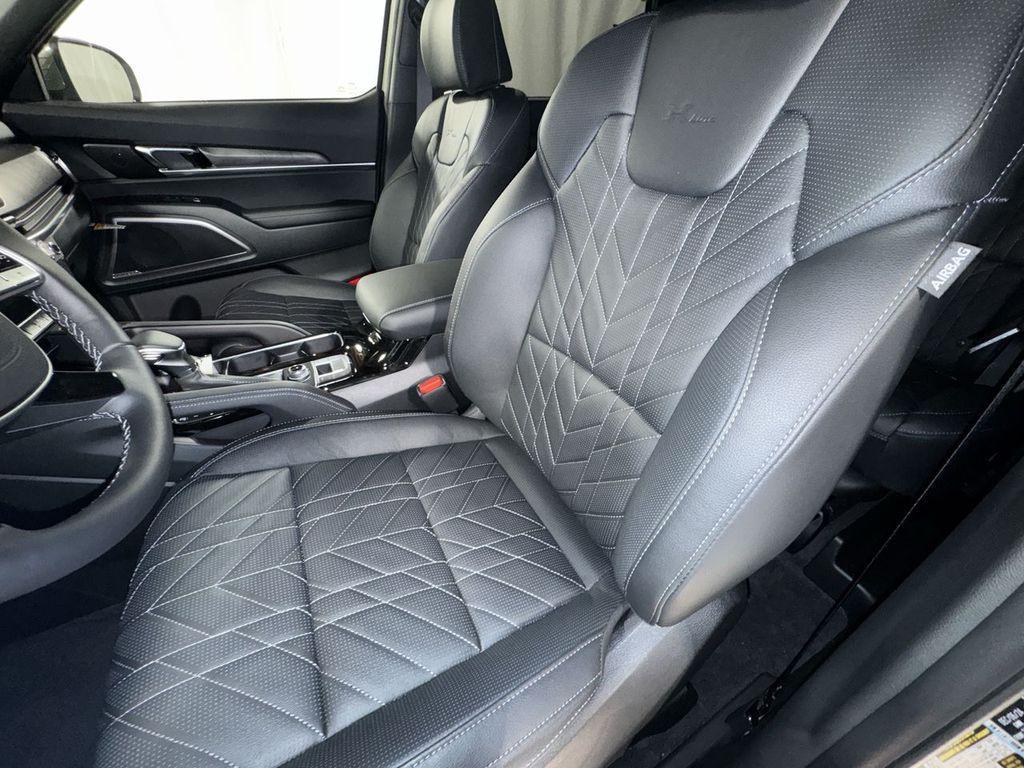 new 2025 Kia Telluride car, priced at $46,146