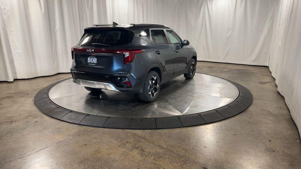new 2025 Kia Seltos car, priced at $27,275