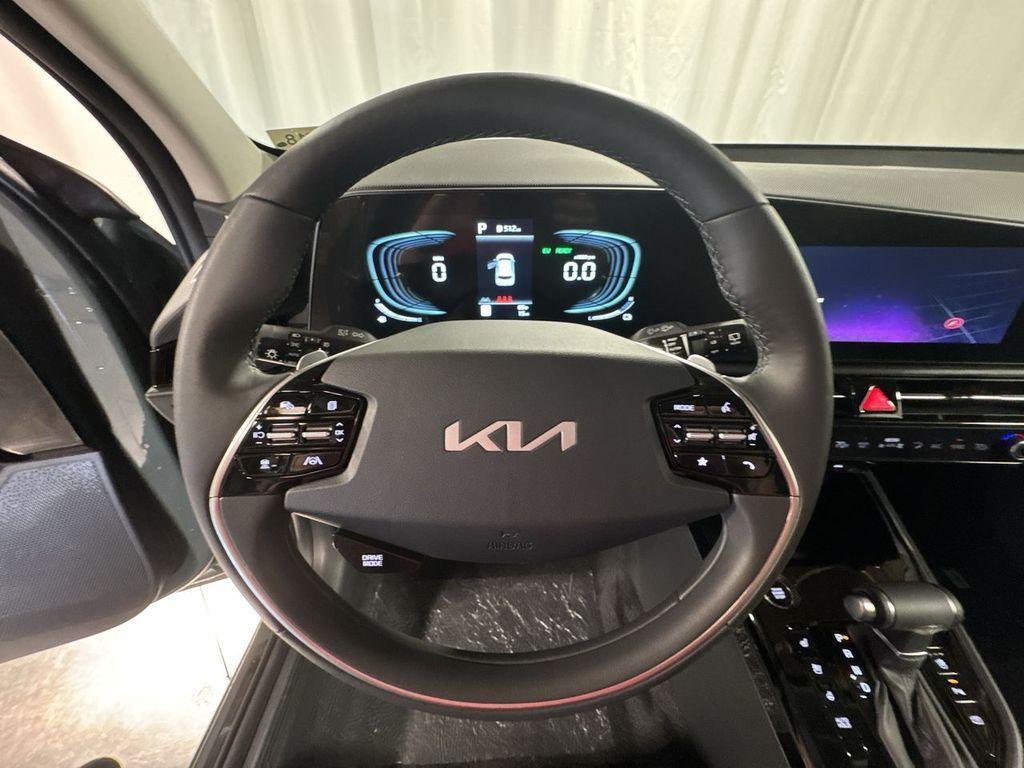 new 2025 Kia Niro car, priced at $33,176