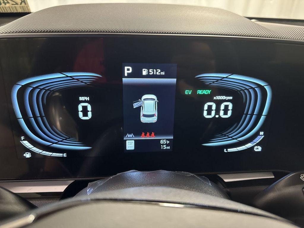 new 2025 Kia Niro car, priced at $33,176