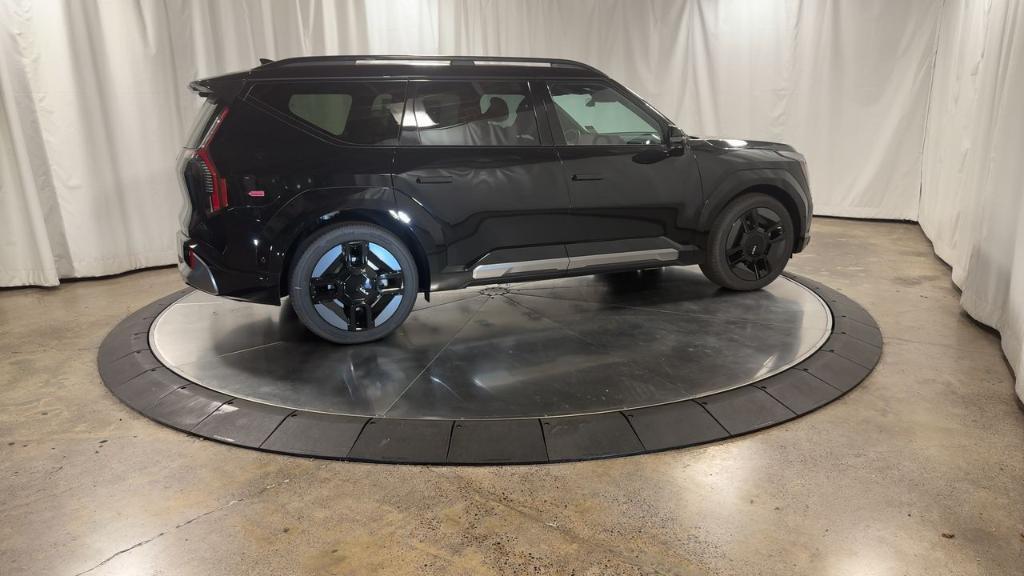 new 2026 Kia EV9 car, priced at $67,823