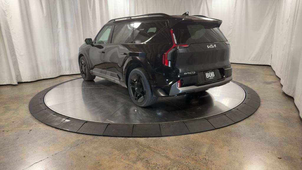 new 2026 Kia EV9 car, priced at $67,823