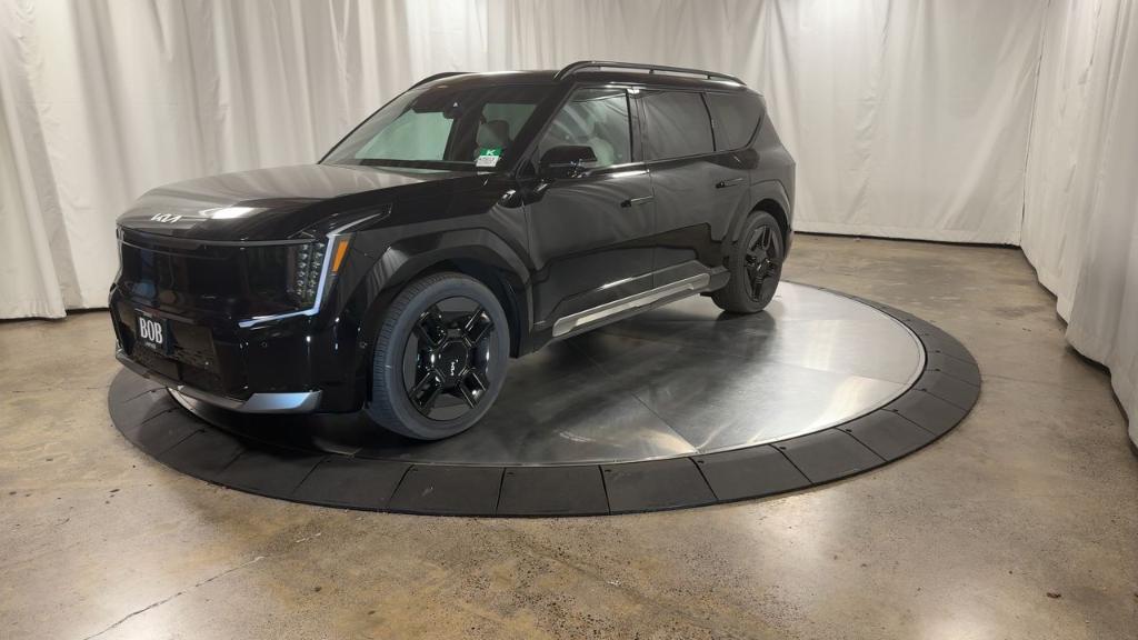 new 2026 Kia EV9 car, priced at $67,823