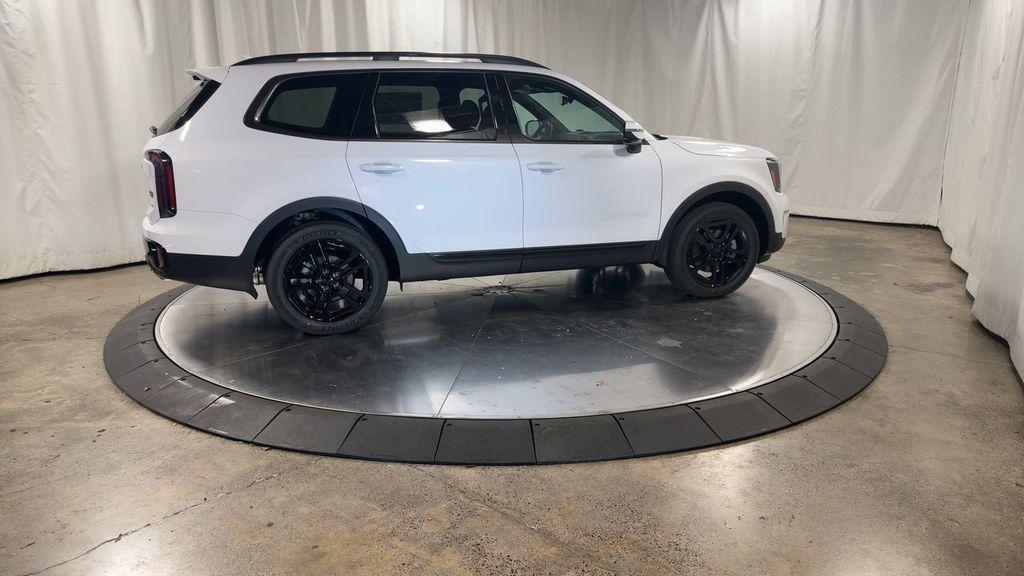 new 2025 Kia Telluride car, priced at $53,169