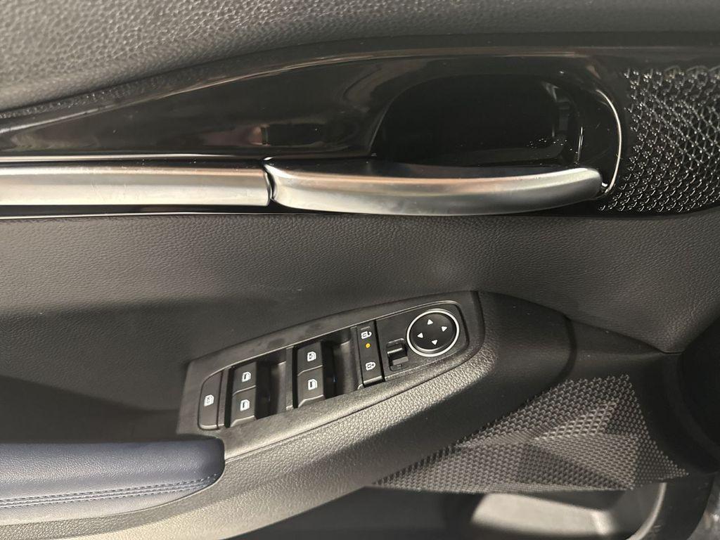 new 2025 Kia Seltos car, priced at $27,125
