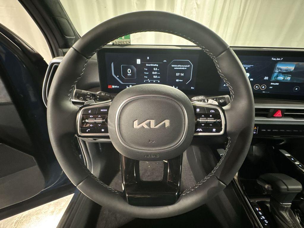 new 2025 Kia Sorento car, priced at $45,485