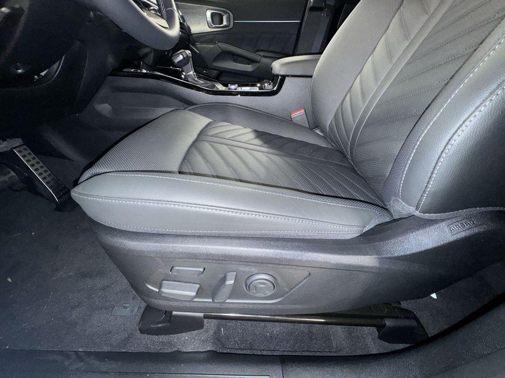 new 2025 Kia Sorento car, priced at $45,485