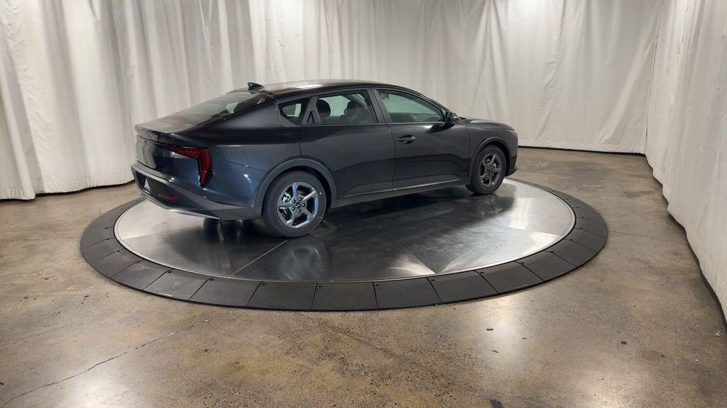 new 2025 Kia K4 car, priced at $23,682