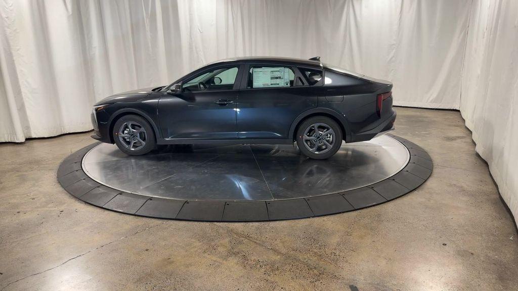 new 2025 Kia K4 car, priced at $23,682
