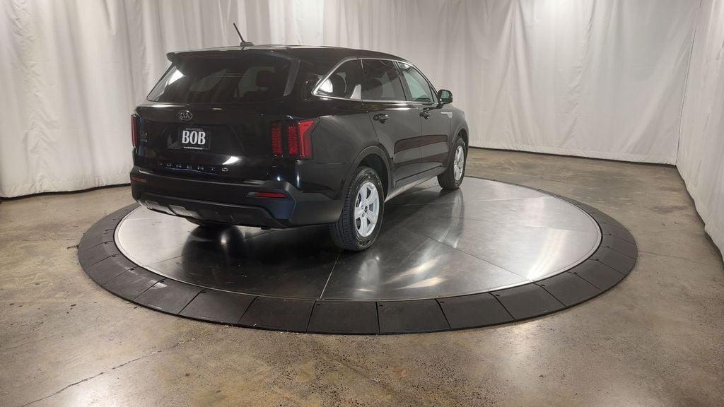 used 2021 Kia Sorento car, priced at $26,995